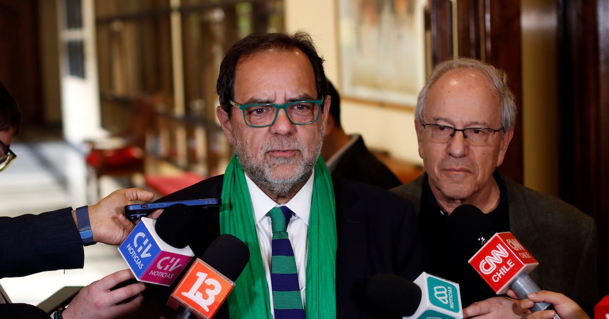 Jaime Mulet (FRVS) se queda en la presidencia de la comisión que revisa la AC contra Diego Pardow