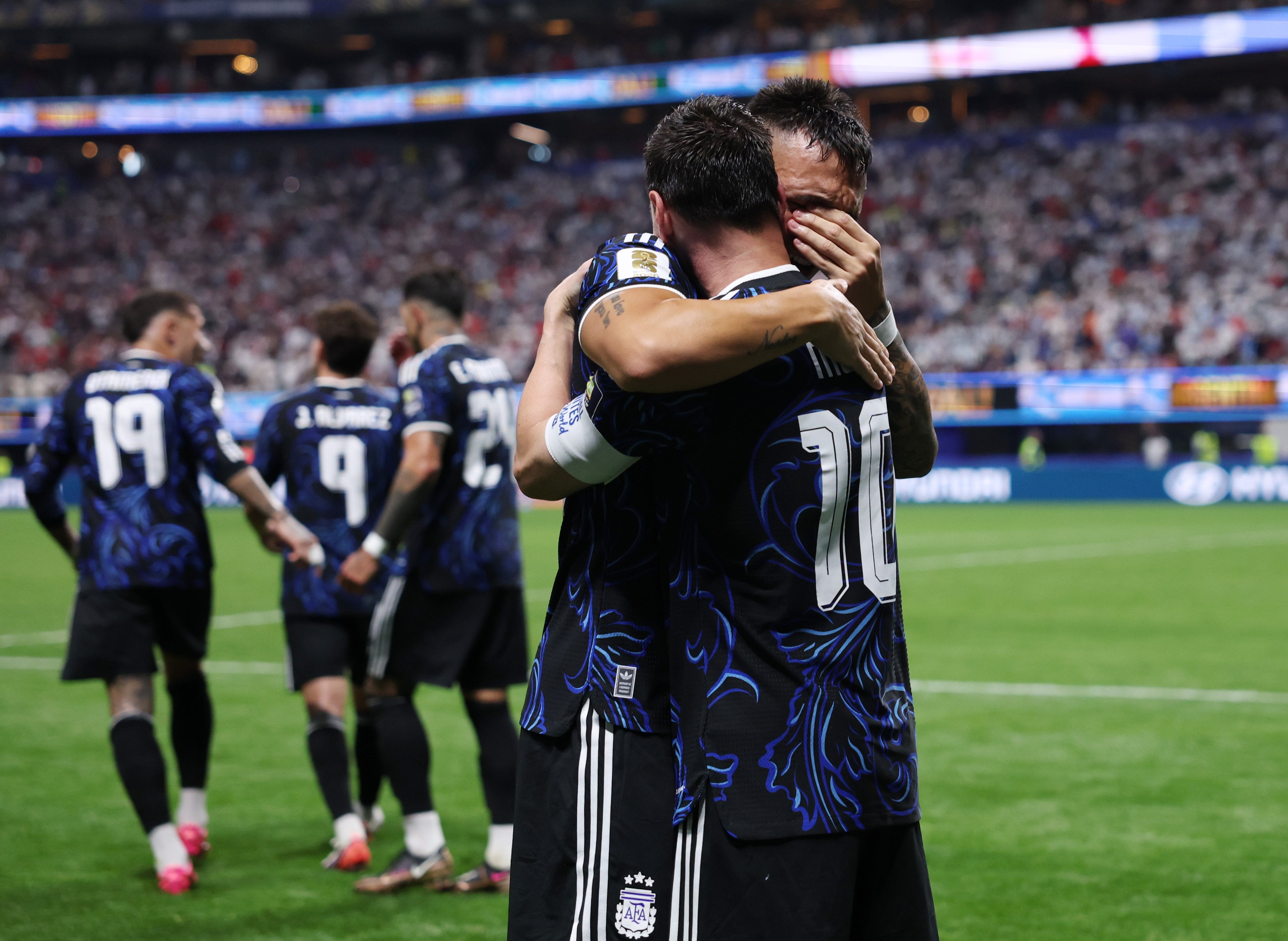 El provocador festejo de los jugadores de Argentina tras eliminar a Inglaterra en el Mundial