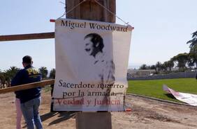 Realizan excavación en Cementerio de Playa Ancha por búsqueda de sacerdote detenido desaparecido Miguel Woodward