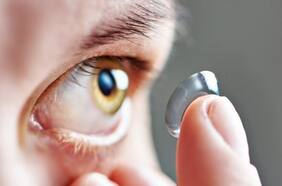 ¿Qué cuidados hay que tener con los lentes de contacto y la transmisión por coronavirus?