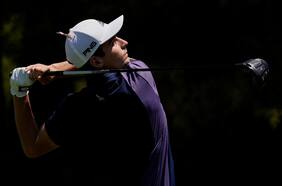 Joaco otra vez se enciende sobre el final y cierra la tercera ronda con -5