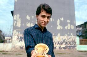 Demos: Jorge González a lo Lennon