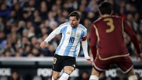 Campeón del mundo con Argentina en 1978: “A Lionel Messi le pasará la cuenta el hecho de no jugar en una liga competitiva”
