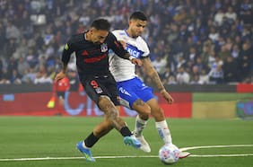 El Clásico 189 es de Correa: Colo Colo asalta el Claro Arena en una ráfaga y aumenta su ventaja como líder de la Liga