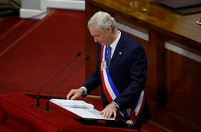 Kast afirma que el déficit fiscal estructural 2025 es más del doble del proyectado por el gobierno de Boric: verdadero ✅