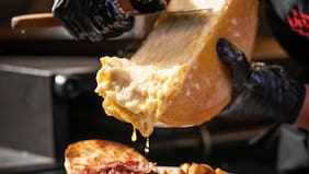 Cuál es el queso viral que huele “como la muerte misma”