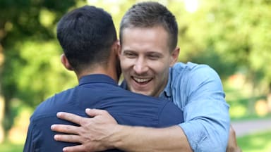 Cómo aprender a perdonar y dejar atrás el rencor puede potenciar tu bienestar, según un estudio