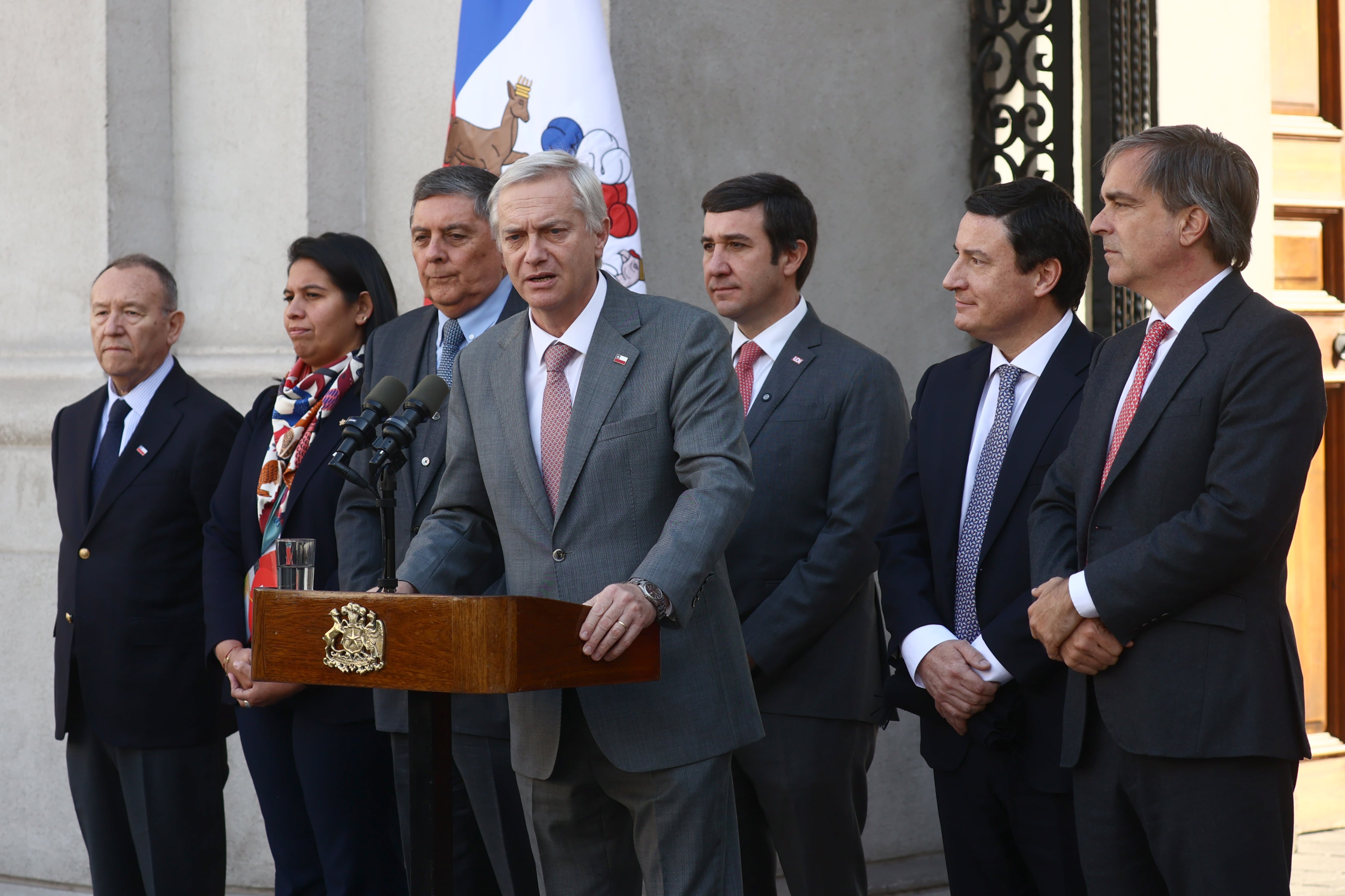 Tras cita con presidentes oficialistas: Kast busca bajar la tensión, llama a "afiatar las confianzas" y destaca la cooperación