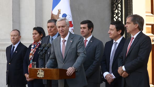 Desorden en partidos oficialistas