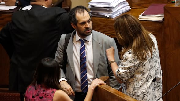 Presupuesto: oposición advierte que gobierno deberá negociar ajuste de ingresos y gastos en el Senado antes de votar partidas