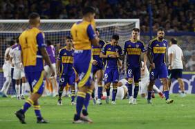 “Váyanse, no roben más”: los cánticos de los hinchas xeneizes contra el Boca Juniors de Carlos Palacios