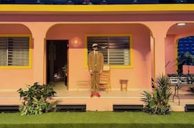 Con bar, terraza e invitados: cómo es “La Casita” de Bad Bunny, uno de los puntos clave de su show en Chile