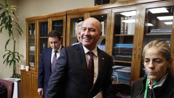 Jorge Quiroz abre la puerta para adquirir viviendas con créditos en pesos y no en UF: “Soñemos un poquito”