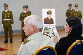 Carabineros y familia de Álex Salazar le rinden homenaje en primer aniversario de muerte del mártir