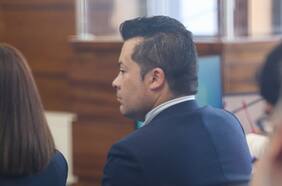 Puerto Coronel: Tribunal decreta arresto domiciliario nocturno para alcalde Boris Chamorro por delitos de corrupción