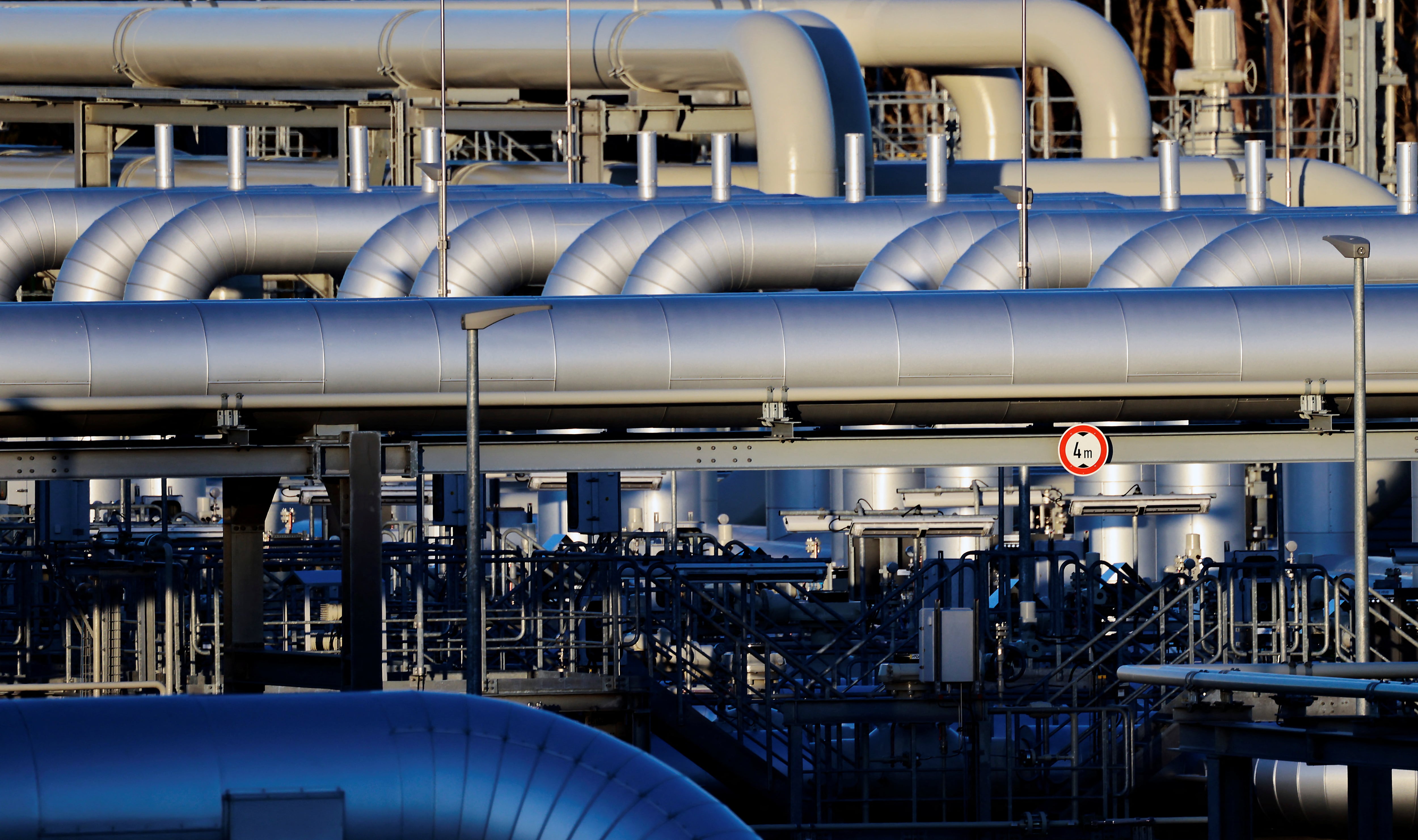 Milei denuncia red de espionaje tras campaña de desinformación y apunta a medios y periodistas