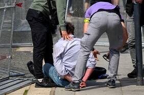 El primer ministro eslovaco, Robert Fico, resulta gravemente herido tras sufrir un “intento de asesinato”