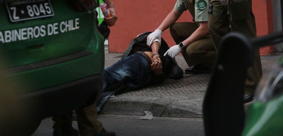 Persecución policial en San Bernardo termina con un detenido: habría intentado atropellar a carabinero con vehículo robado