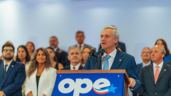 “Tenemos el equipo completo”: Kast presenta a su equipo de delegados presidenciales y subsecretarios con mayoría de independientes