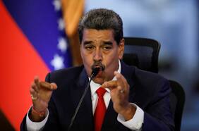 Maduro dice que ya van más de 50 “mercenarios” capturados antes de elecciones legislativas en Venezuela
