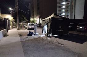 Carabineros indaga homicidio de joven de 23 años en Estación Central: víctima recibió impactos de bala por la espalda