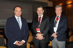 Asociaciones de prensa firman Declaración de Santiago + 30: exhortan a que la libre expresión se consolide como derecho humano fundamental