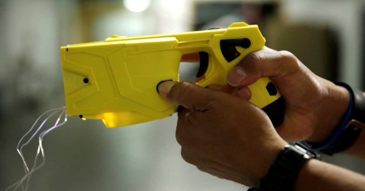 Carabineros implementa pistolas taser en un contexto de creciente violencia: ¿herramienta eficaz o riesgo latente?
