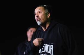 Tragedia en un club LGBTIQ+: la historia del veterano “héroe” que redujo al atacante