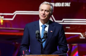 Un mes del gobierno de Kast: oficialismo defiende gestión y oposición acusa errores