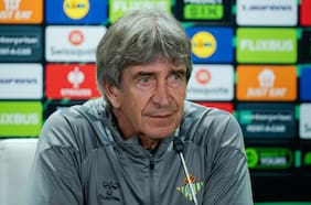 Manuel Pellegrini estalla contra el arbitraje tras empate entre Betis y Rayo Vallecano: “Exceso de protagonismo del VAR”
