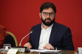 Boric lamenta muerte de hinchas de Colo Colo y afirma que el gobierno hará valer “todas las responsabilidades”