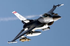 Presidente peruano desiste de firmar contrato para la compra de cazas F-16 Block 70