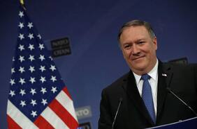 Pompeo dice que envenenamiento de Navalni fue probablemente ordenado por “altos funcionarios” de Moscú