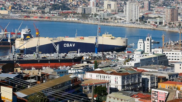 Precios de fletes marítimos suben por tercera semana consecutiva y se anticipa impacto relevante para Chile