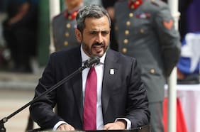 White hace llamado a confrontar en conjunto el narcotráfico durante desfile a las Glorias del Ejército: “Chile no puede seguir llegando tarde”