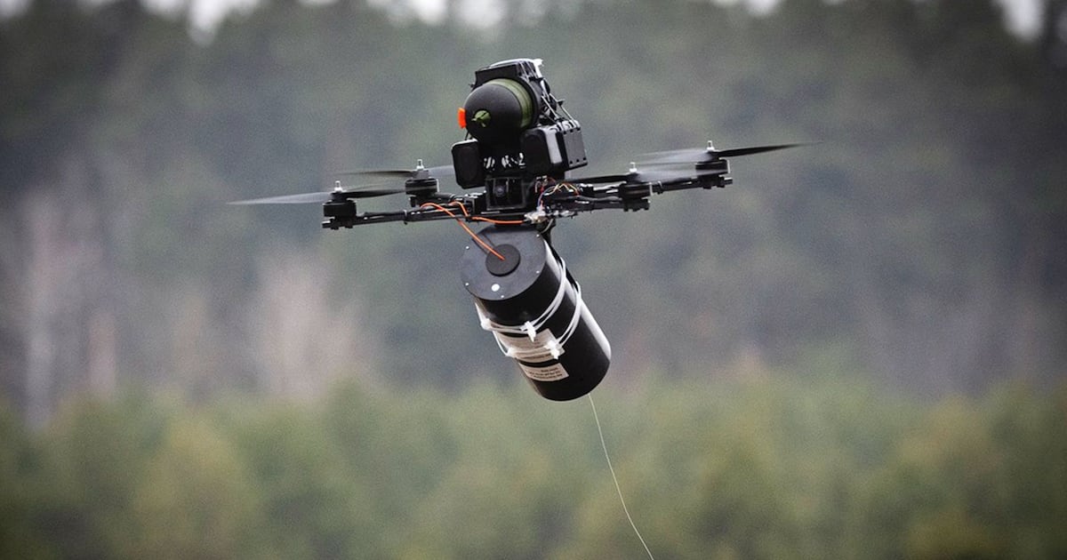Cómo fábricas de China han impulsado la ofensiva con drones de Rusia contra Ucrania