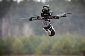 Cómo fábricas de China han impulsado la ofensiva con drones de Rusia contra Ucrania