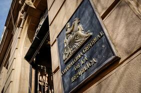 Nuevos criterios de Contraloría sobre empleo público