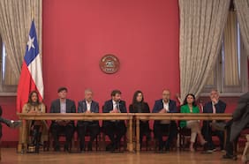 Gobierno presenta comité de expertos para mejora regulatoria en el mercado del gas natural