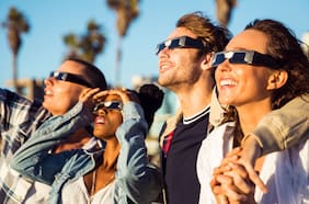 ¿Dónde se verá mejor? ¿A qué hora? ¿Cuánto durará? Todo lo que debes saber del eclipse solar de este miércoles