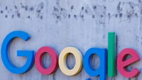 Bruselas investiga a Google por usar contenidos de medios sin compensación adecuada para entrenar su IA