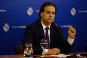 Covid-19: Uruguay toma resguardos y anuncia el cierre de sus fronteras durante la temporada de verano