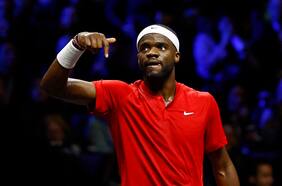Laver Cup: Tiafoe se aprovecha del traspié de Djokovic y vence a Tsitsipas para darle un histórico título al Resto del Mundo