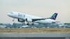 La FNE aprobó la absorción de Sky Airline por parte del Grupo Abra, pero con medidas de mitigación