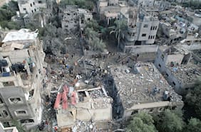 Egipto presenta un ambicioso plan para poner fin a la guerra entre Israel y Hamas, mientras se eleva a 106 el número de muertos en un ataque israelí en Gaza