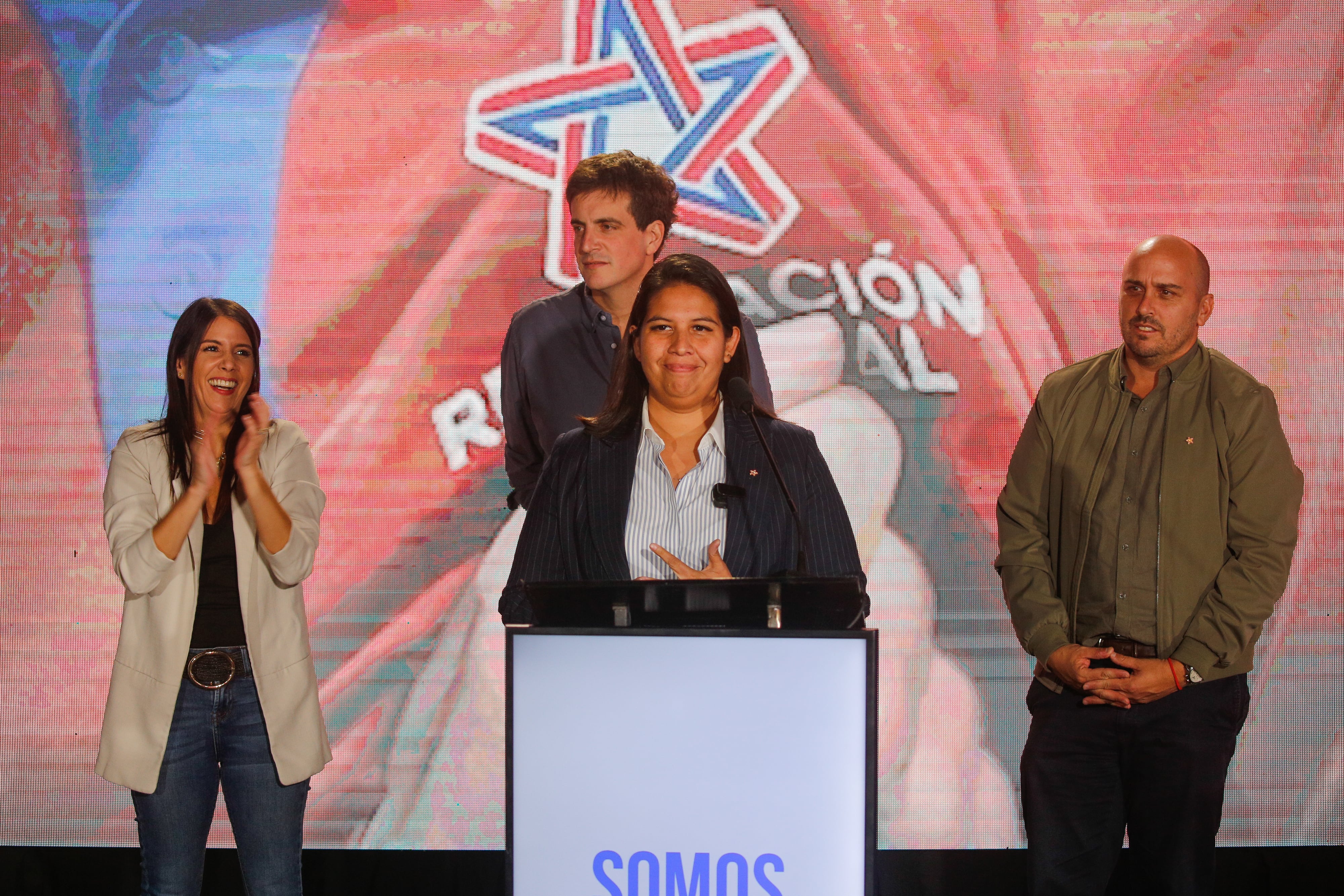 RN entrega “Plan Chile se Levanta” a La Moneda destinado a la reconstrucción de zonas golpeadas por el sistema frontal