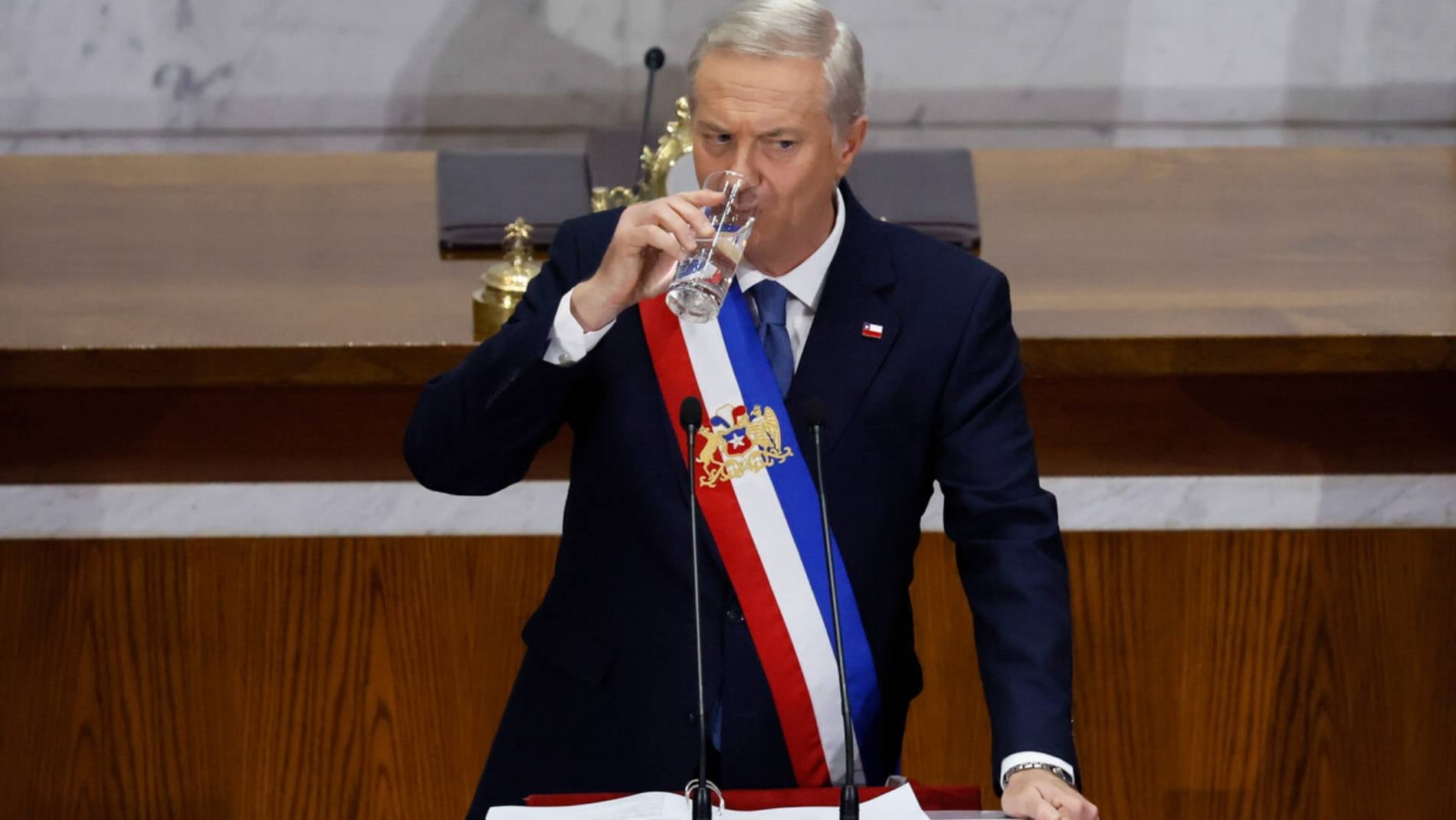 Kast afirma que "el empleo hoy día está en cifras que no hayamos visto nunca": falso ❌