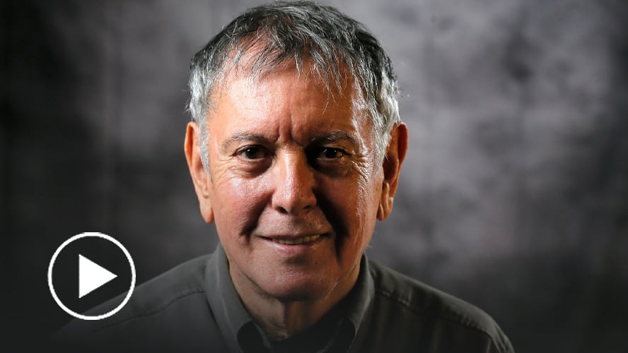 Los secretos de los 40 años de carrera de Carlos Cabezas