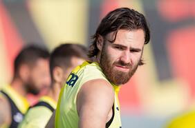 La Roja y Eduardo Berizzo miran con preocupación: el drama de Ben Brereton en el Villarreal