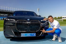 Este es el auto que eligió Mbappé para la temporada 25-26